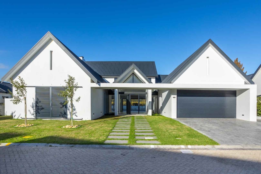 5 Bedroom Property for Sale in Val De Vie Estate Western Cape
